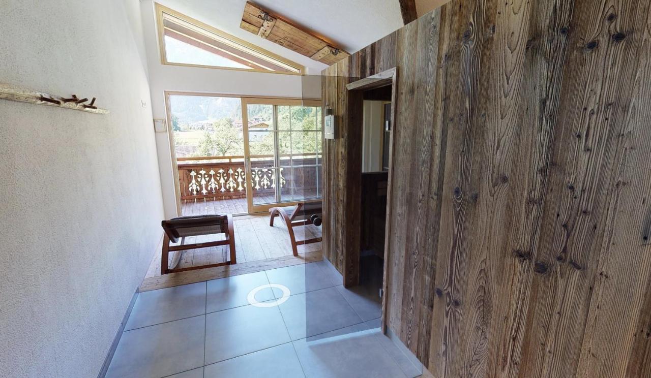 Appartements "Da Zillertaler Und Die Geigerin" Mayrhofen Ngoại thất bức ảnh
